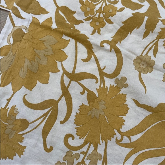 Pre Owned Set of 2 Pottery Barn Linen Pillow Cases Yellow/White Floral Print - Picture 3 of 10